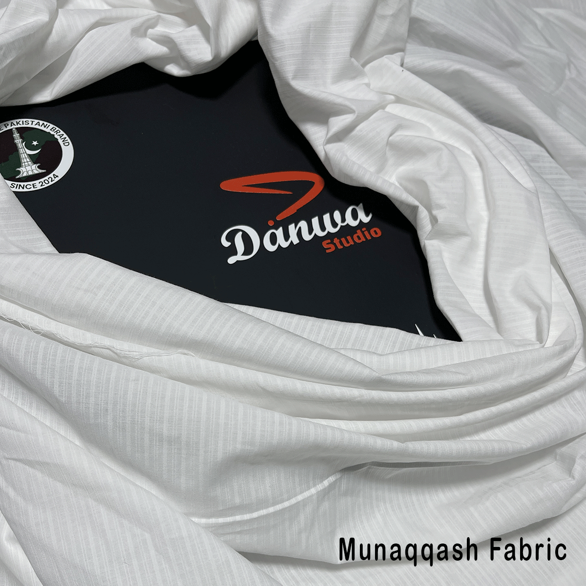š Munaqqash Fabric