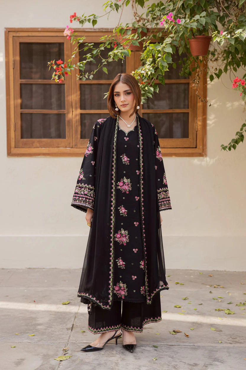 Embroidered Lawn 3PC